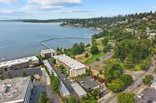 9715 NE Juanita Dr, Kirkland, WA 98034 - Photo 29