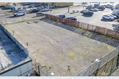 321 State Avenue N, Kent, WA 98030 - Photo 7