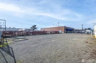 321 State Ave N, Kent, WA 98030 - Photo 13