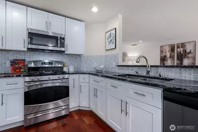 12724 NE 94th Court, Kirkland, WA 98033 - Photo 11