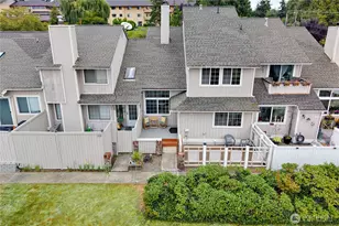 442 E 31st St, Bremerton, WA 98310 - Photo 1
