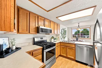 442 E 31st Street #D3, Bremerton, WA 98310 - Photo 11