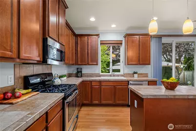 4908 154th Avenue Ct E, Sumner, WA 98390 - Photo 15