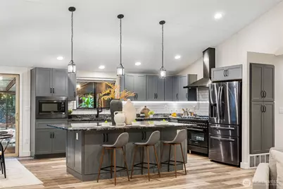 20400 2nd Avenue SW, Normandy Park, WA 98166 - Photo 3