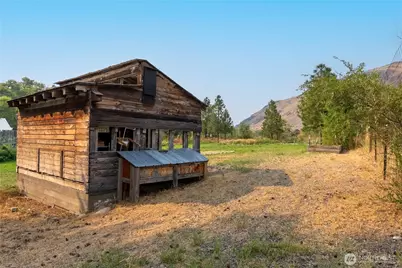 1102 Methow Valley Highway E, Twisp, WA 98856 - Photo 31