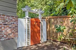 10610 NE 190th St, Bothell, WA 98011 - Photo 5