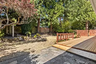 10610 NE 190th St, Bothell, WA 98011 - Photo 35