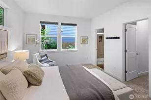 747 Fords Ct, Bainbridge Island, WA 98110 - Photo 21