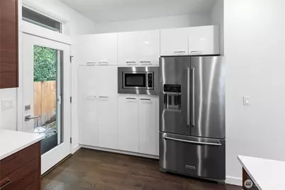 747 Fords Court, Bainbridge Island, WA 98110 - Photo 13