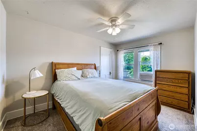 1908 Burwell St, Bremerton, WA 98337 - Photo 13