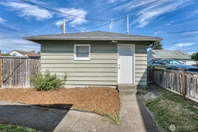 1908 Burwell St, Bremerton, WA 98337 - Photo 21