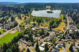22919 74th Ave W, Edmonds, WA 98026 - Photo 31