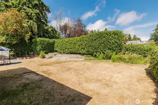 2122 NE Sunrise Dr, Bremerton, WA 98310 - Photo 37