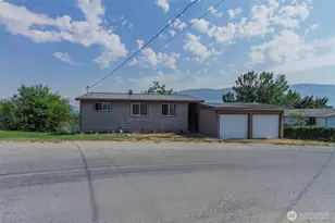 38 Hart Rd, Oroville, WA 98844 - Photo 1
