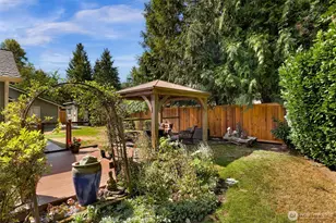 24124 NE 6th Pl, Sammamish, WA 98074 - Photo 13