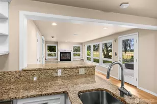 16792 Dunbar Rd, Mount Vernon, WA 98273 - Photo 17