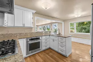 16792 Dunbar Rd, Mount Vernon, WA 98273 - Photo 11