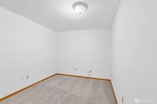 4315 210th Pl NE, Sammamish, WA 98074 - Photo 15