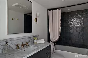2929 1st Ave, Seattle, WA 98121 - Photo 31