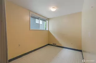 16619 SE 12th St, Bellevue, WA 98008 - Photo 25