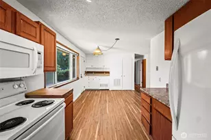 1309 Lenore Dr, Tacoma, WA 98406 - Photo 11
