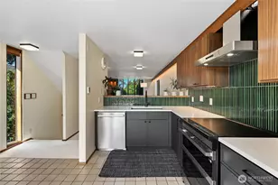 3921 S Angeline St, Seattle, WA 98118 - Photo 11