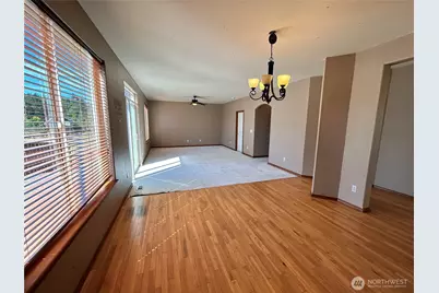 20605 74th Avenue E, Spanaway, WA 98387 - Photo 15