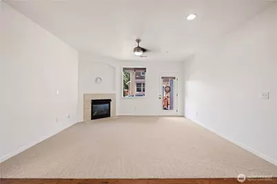 21011 SE 39th Dr, Bothell, WA 98021 - Photo 9