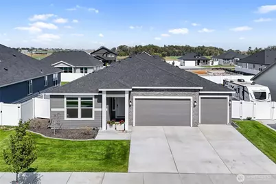 4744 W Junco Street, Moses Lake, WA 98837 - Photo 1