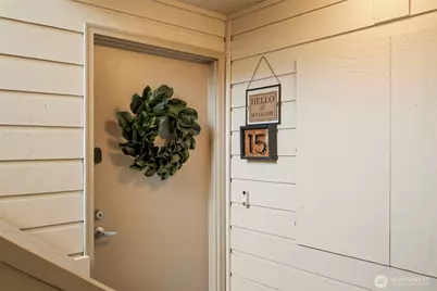 1319 S Puget Drive #D15, Renton, WA 98055 - Photo 5