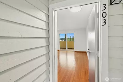 12906 8th Avenue W #B303, Everett, WA 98204 - Photo 3