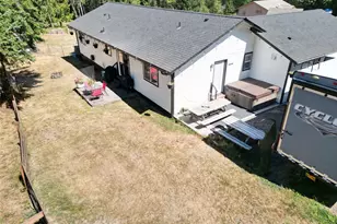 275 Studebaker Spur 2 Rd, Castle Rock, WA 98611 - Photo 7