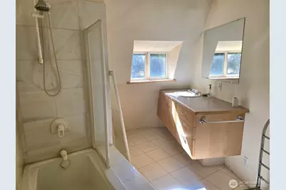 17230 Jonas Hill Lane SE, Rainier, WA 98576 - Photo 23