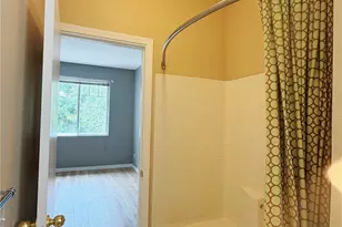 4704 Mill Pond Dr SE, Auburn, WA 98092 - Photo 9