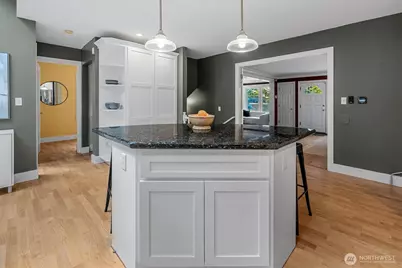 2650 Walnut Avenue SW, Seattle, WA 98116 - Photo 15