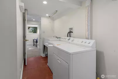 2650 Walnut Avenue SW, Seattle, WA 98116 - Photo 29