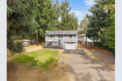 203 W Seattle Street, Rainier, WA 98576 - Photo 3