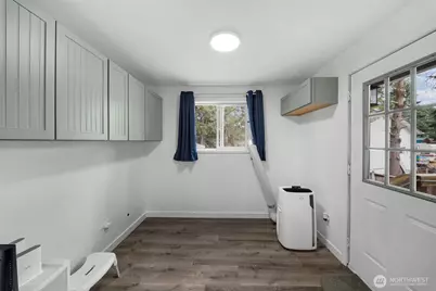 203 W Seattle Street, Rainier, WA 98576 - Photo 11