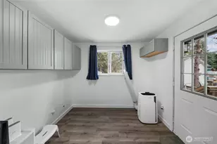 203 W Seattle St, Rainier, WA 98576 - Photo 11