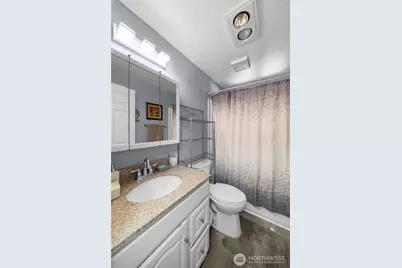 203 W Seattle Street, Rainier, WA 98576 - Photo 17