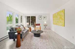 914 6th Ave N, Seattle, WA 98109 - Photo 13