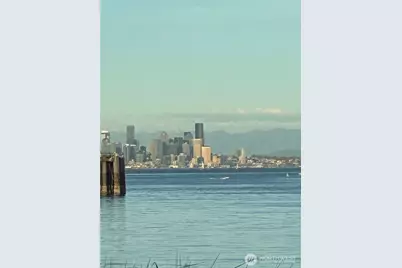 428 Harborview Drive SE #114, Bainbridge Island, WA 98110 - Photo 23