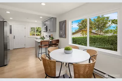 2604 S 122nd Street, Seattle, WA 98168 - Photo 5