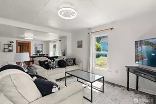 118 N Buckner St, Centralia, WA 98531 - Photo 7