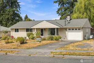 4813 190th St SW, Lynnwood, WA 98036 - Photo 1