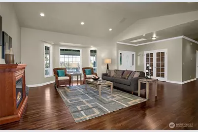 16130 Larch Way, Lynnwood, WA 98007 - Photo 5