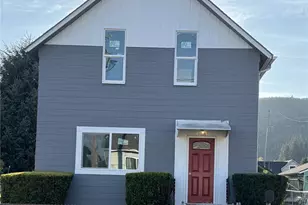 1118 Larch St, Raymond, WA 98577 - Photo 1
