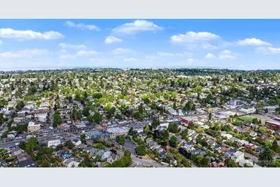 1111 N 76th Street #1, Seattle, WA 98103 - Photo 27