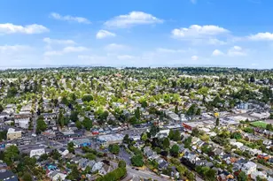 1111 N 76th St, Seattle, WA 98103 - Photo 27