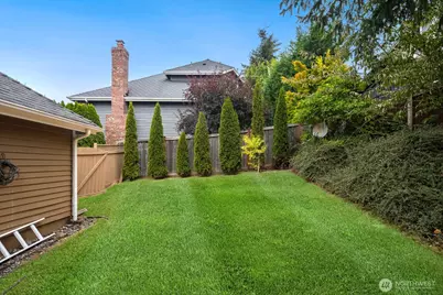 8424 127th Avenue SE, Newcastle, WA 98056 - Photo 31